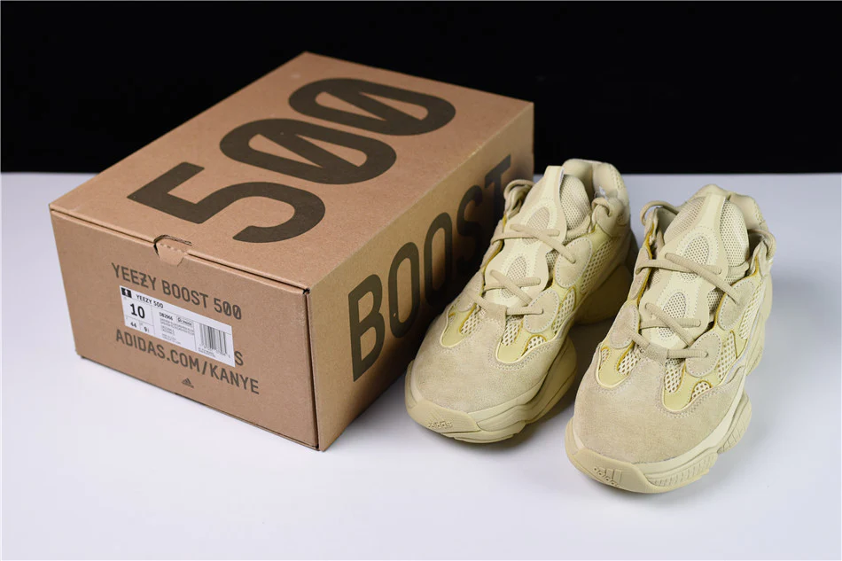 Где купить оригинальные Yeezy в России: топ надежных магазинов 2025 - 1